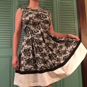 Liz Claiborne B&W floral and lace print dress